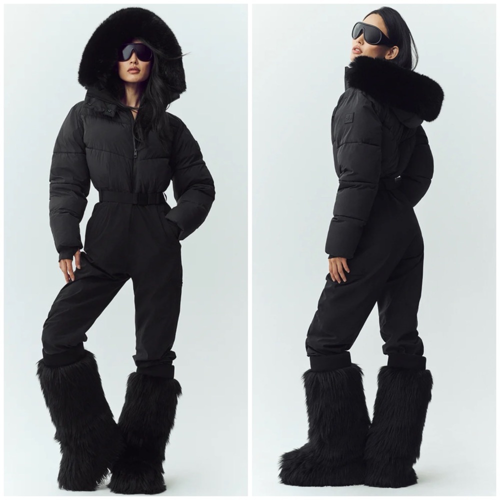 NWT ALO YOGA Polar Star Ski Suit in Black SZ S